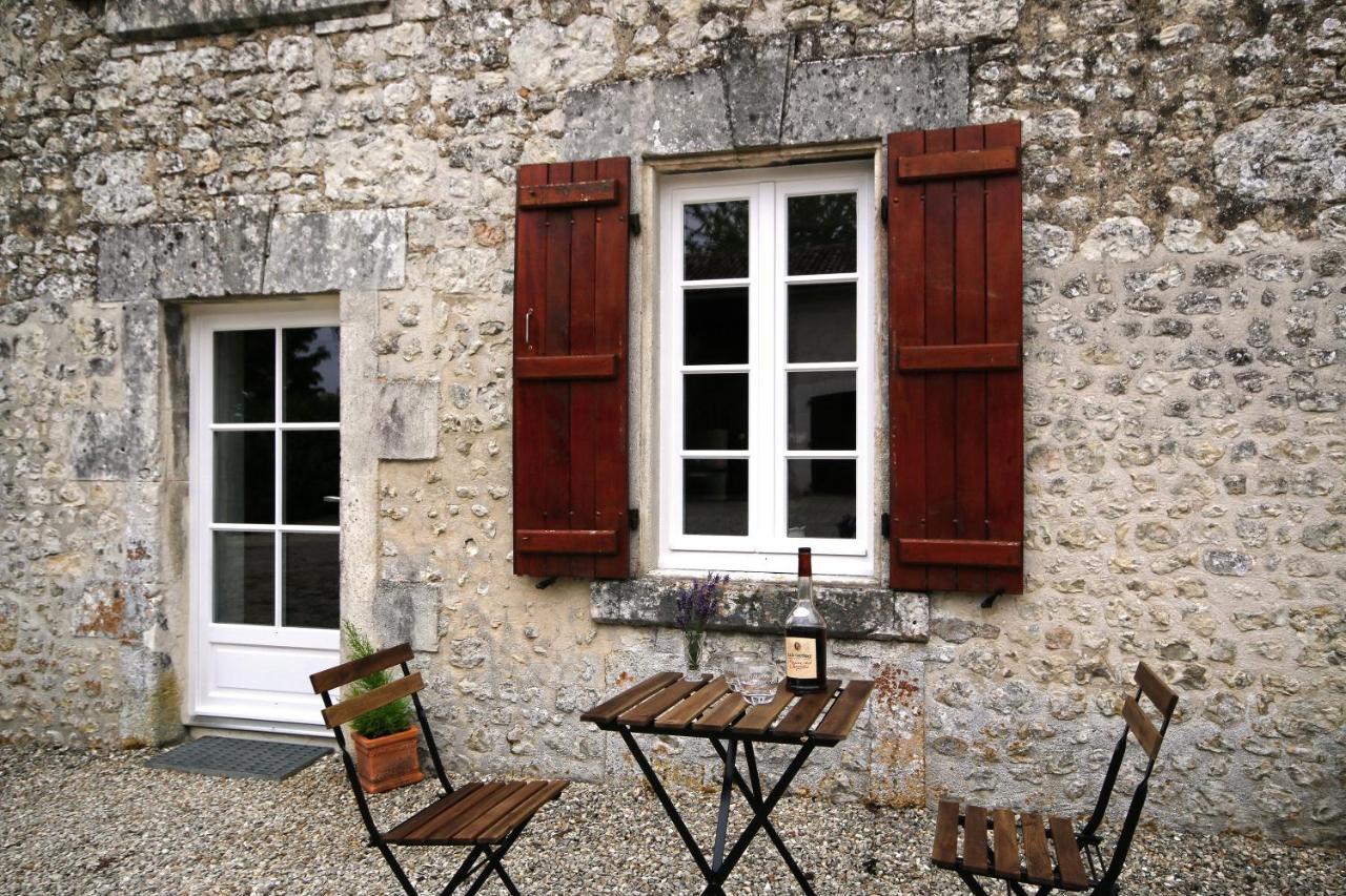La Maronniere Apartment Challignac Екстериор снимка