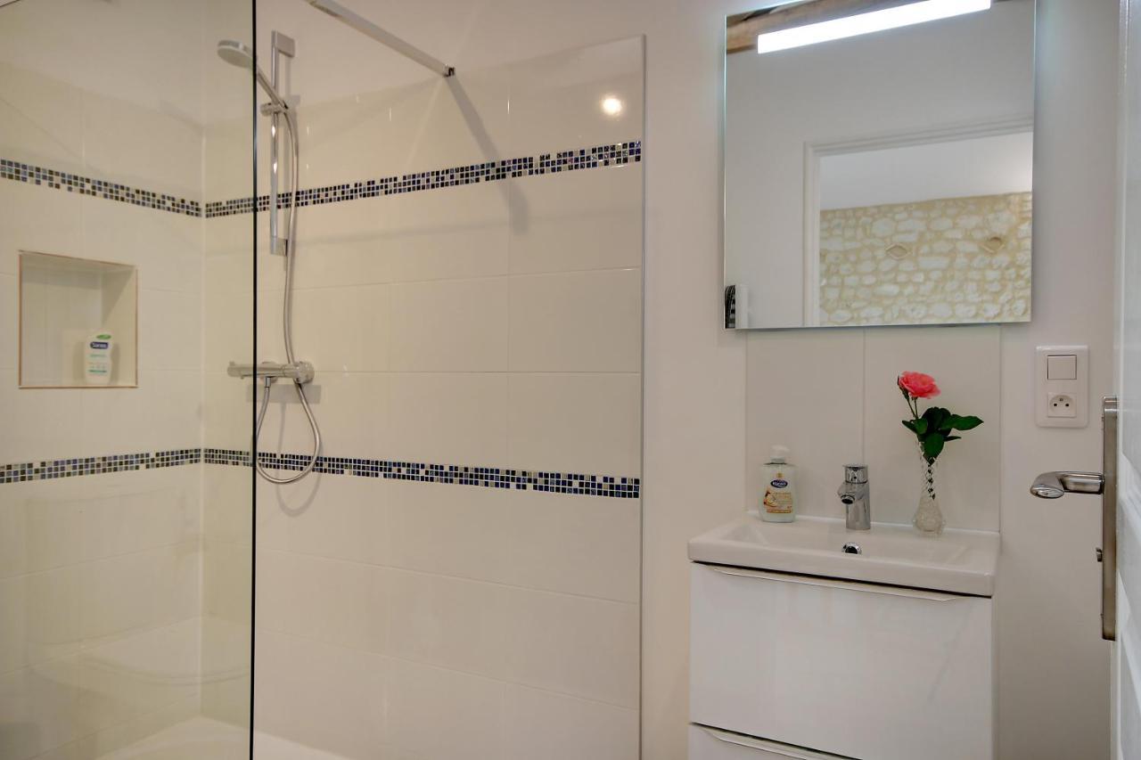 La Maronniere Apartment Challignac Екстериор снимка